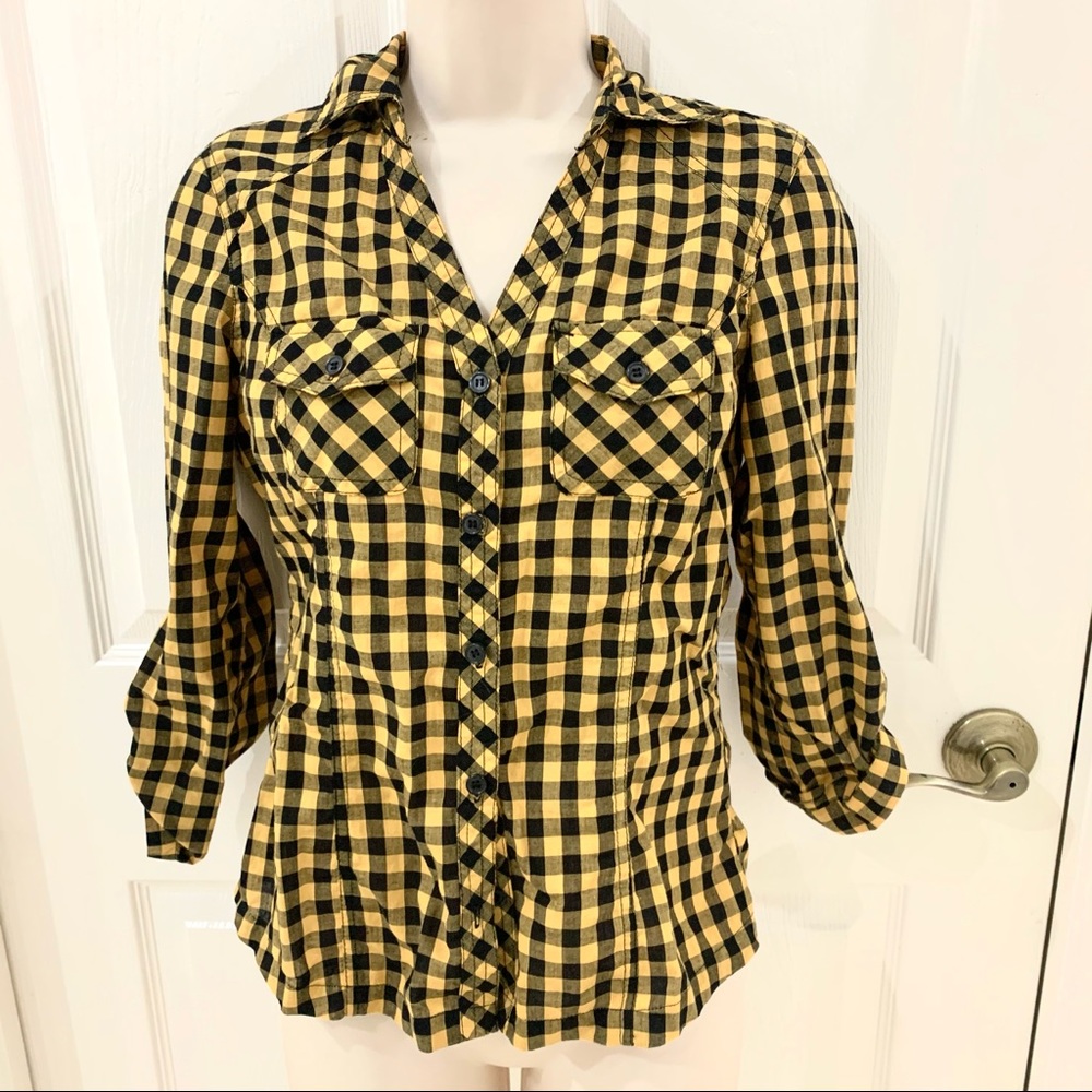 3/4 sleeve button up yellow black checkered top